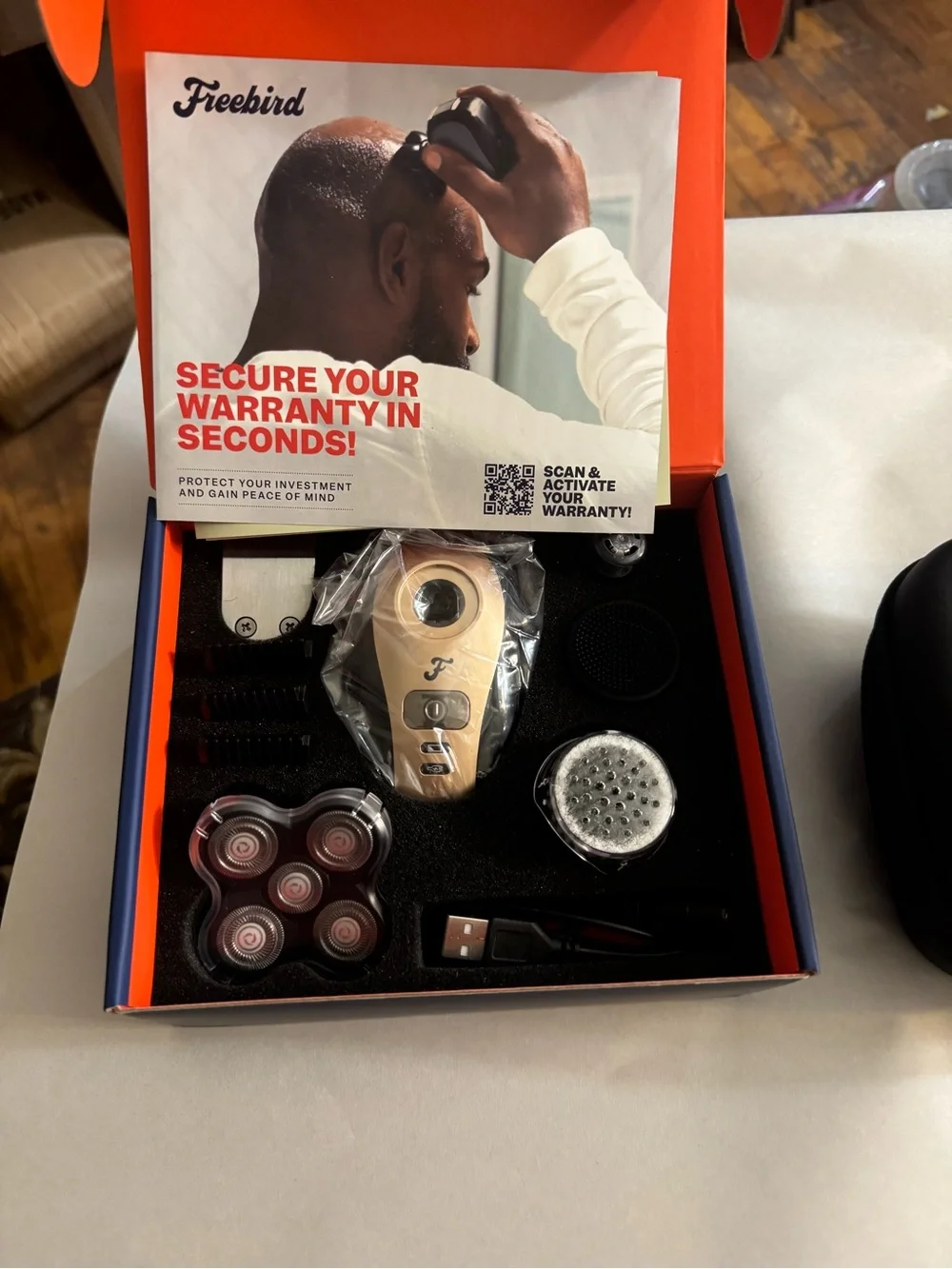 freebird Flex Series Shaving Kit - Navy Blue with Orange Accents